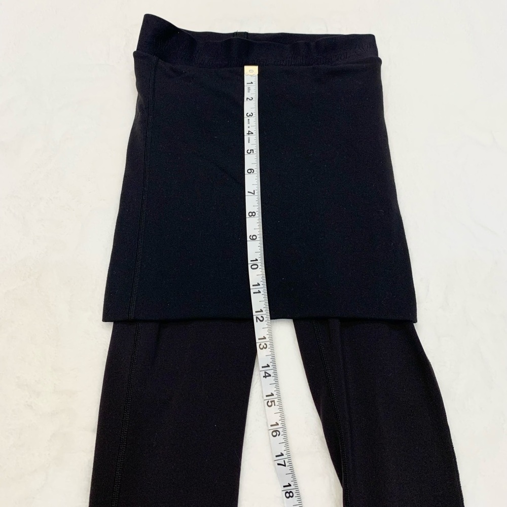 Lululemon Yin To You Crop Skirted Keyhole Crop Leggings Size 2 - Picture 12 of 13